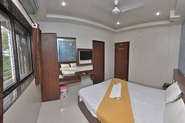 Hotel Jain Residency Shirdi Zewnętrze zdjęcie